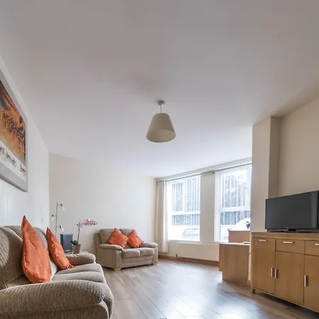 Broc House Suites-2